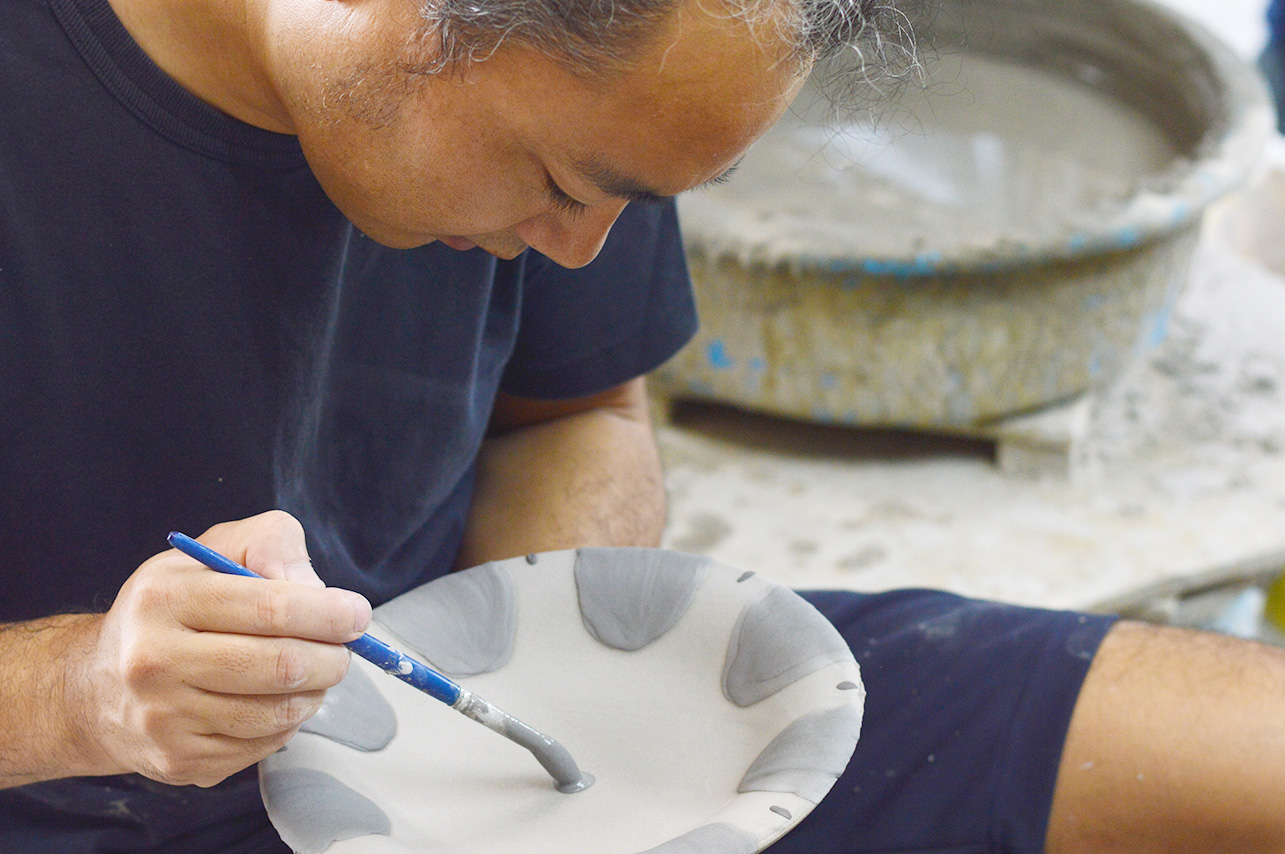 ノモ陶器製作所 野本さんの手仕事