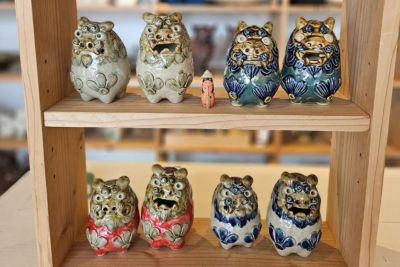 だるまシーサーペア ベージュ×緑 / 置物 / 高江洲陶器所 | ゆいまーる