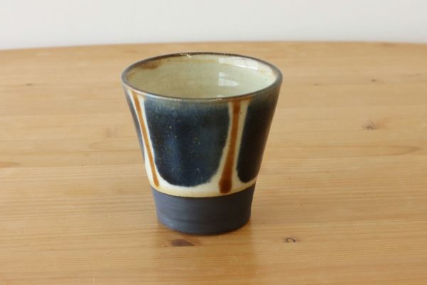 フリーカップ大　ゴスストライプ　ノモ陶器製作所