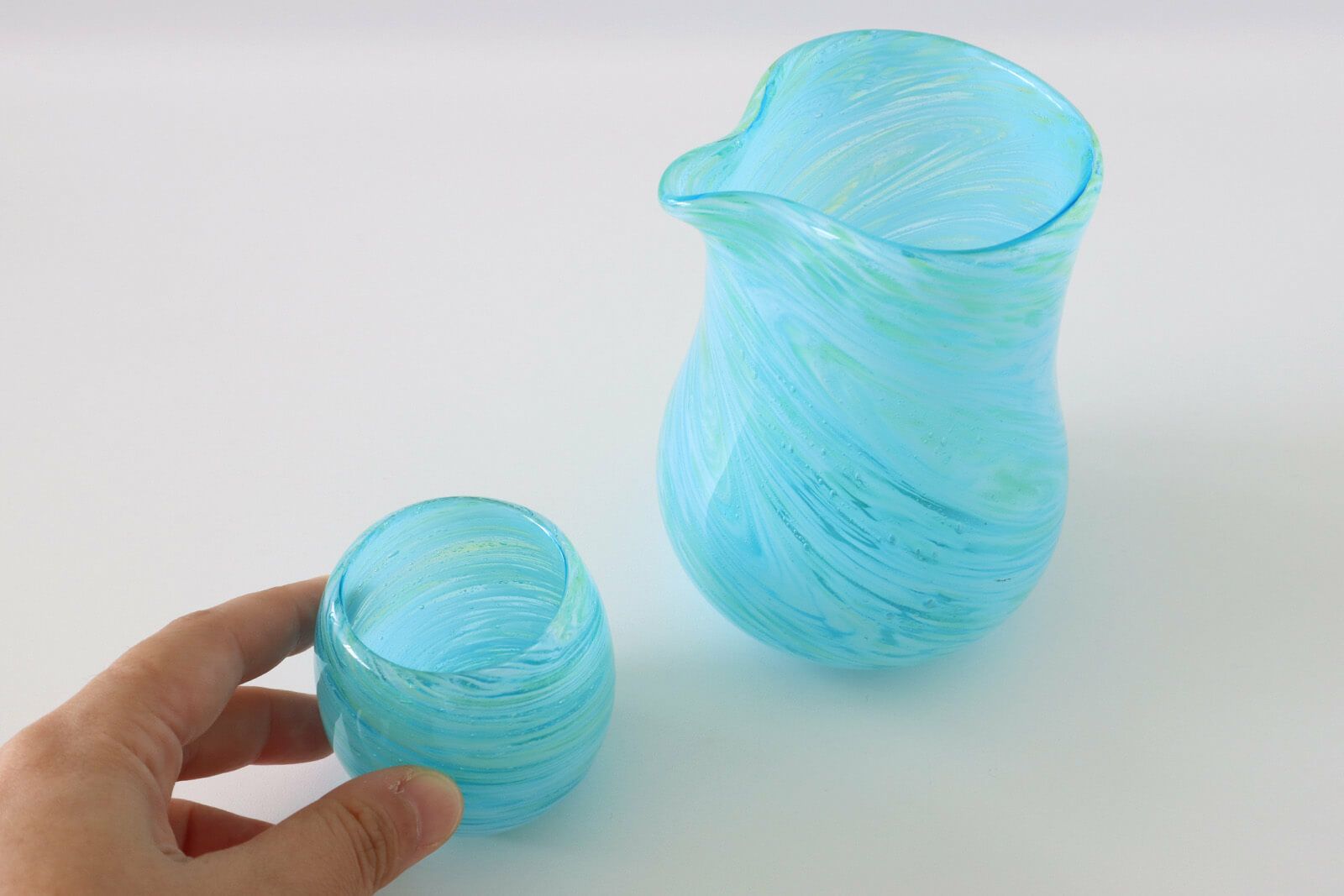 渦 ぐいのみ（水ギョク）/吹きガラス匠工房 | ゆいまーる沖縄 ＜Online＞