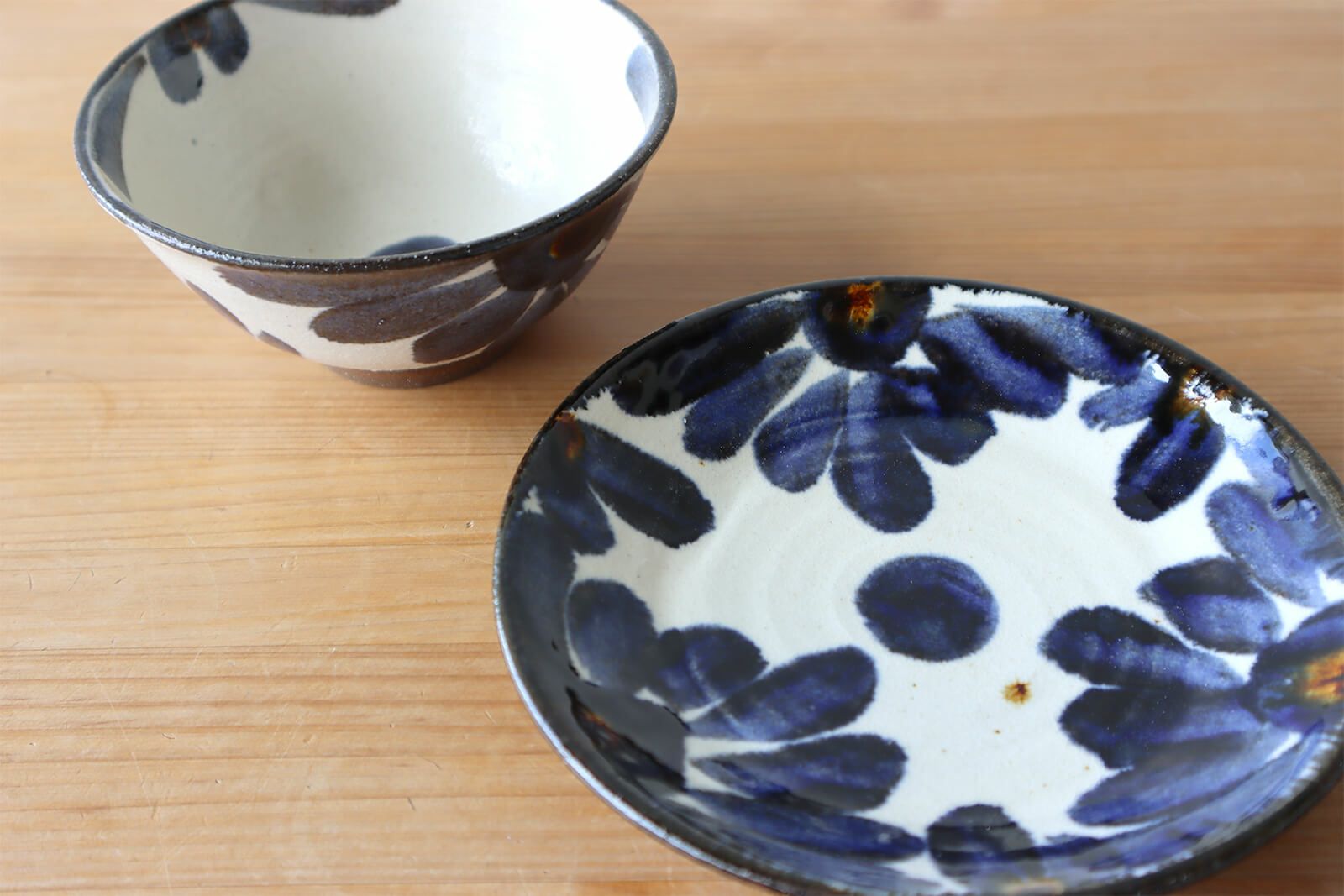 5寸皿 菊花文 アトリエ五香屋 | ゆいまーる沖縄 ＜Online＞