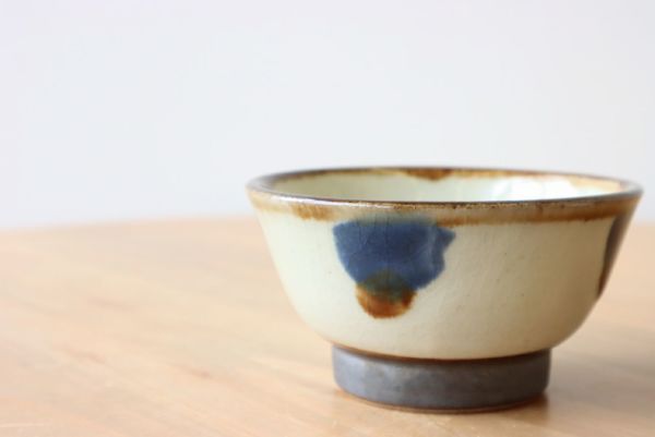 やちむん 4寸マカイ（線唐草）/陶眞窯 | ゆいまーる沖縄 ＜Online＞