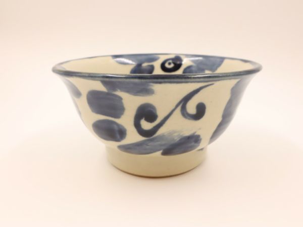 湧田焼.イッチン 湧田焼.イッチン 琉球 湧田焼 灰釉碗 | 骨董と詩学 Antique &