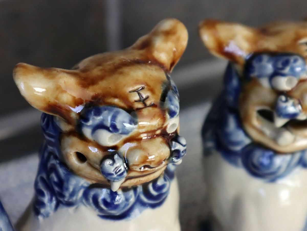 シーサーペア10cm 横向き 青 / 置物 / 育陶園 | ゆいまーる沖縄 ＜Online＞